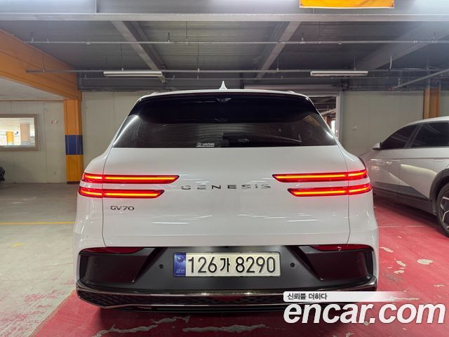 Genesis GV70 из Кореи Encar
