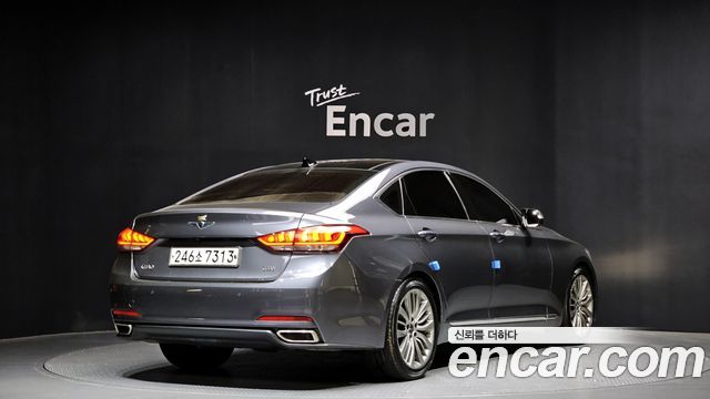 Hyundai Genesis из Кореи Encar
