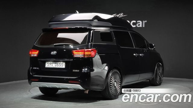 Kia Carnival из Кореи Encar
