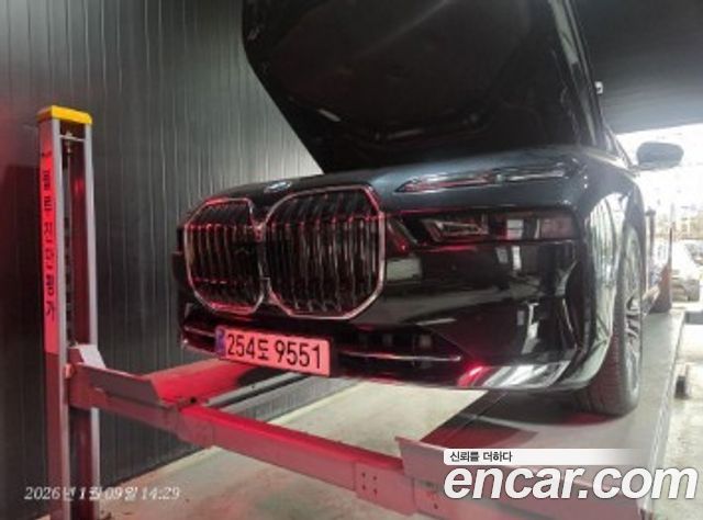 BMW 7-Series из Кореи Encar