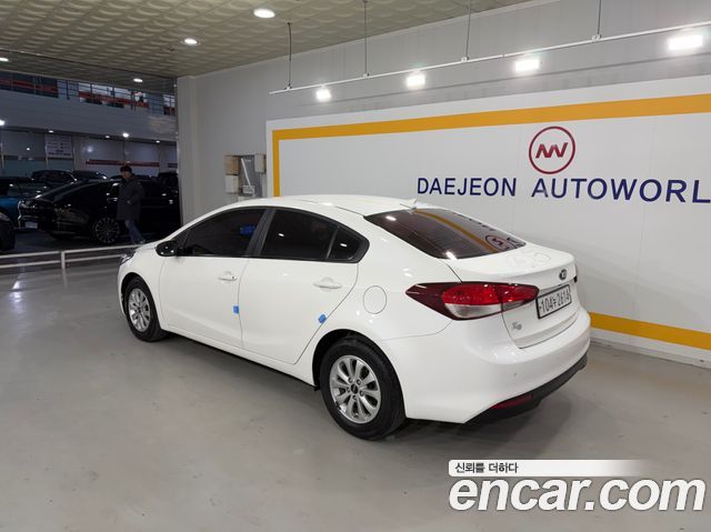 Kia K3 из Кореи Encar