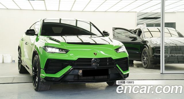 Lamborghini Urus из Кореи Encar