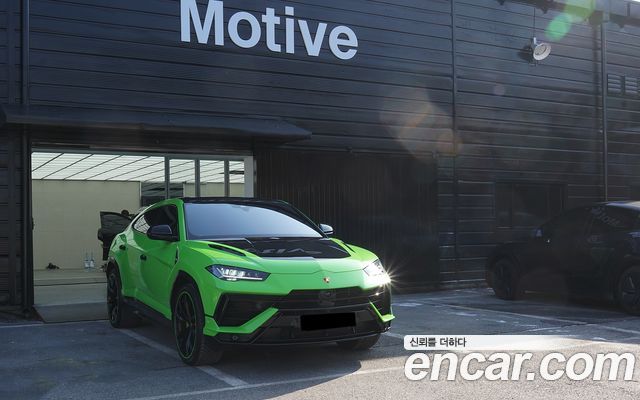 Lamborghini Urus из Кореи Encar