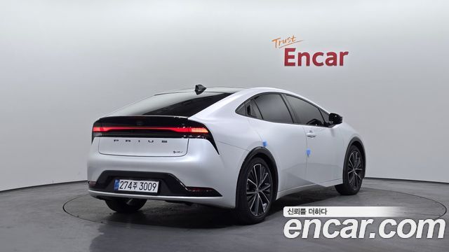 Toyota Prius из Кореи Encar