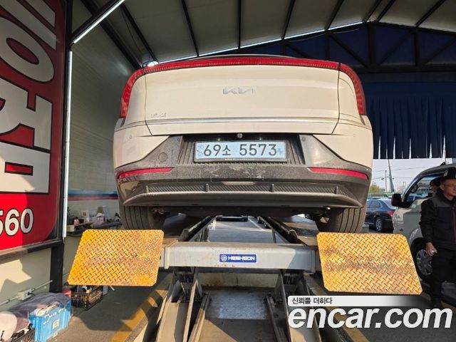 Kia EV6 из Кореи Encar