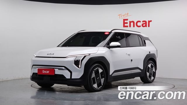 Kia EV3 из Кореи Encar