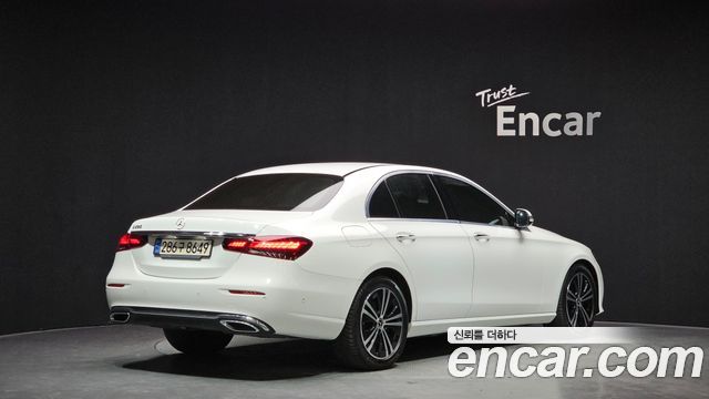 Mercedes-Benz E-Class из Кореи Encar