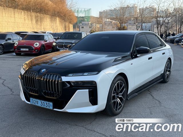 BMW i7 из Кореи Encar
