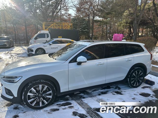 Volvo V60 из Кореи Encar