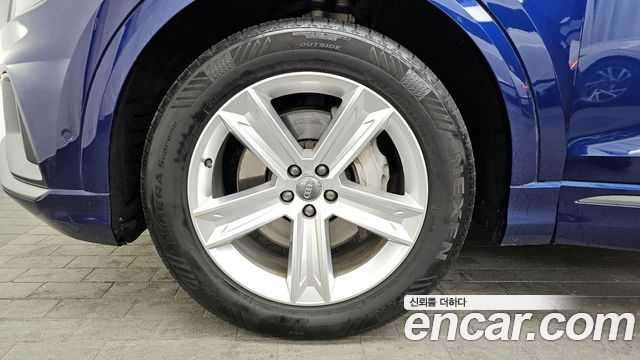 Audi Q8 из Кореи Encar