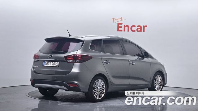 Kia Carens из Кореи Encar