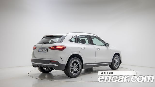 Mercedes-Benz GLA-Class из Кореи Encar