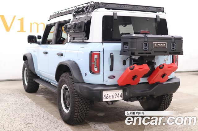 Ford Bronco 2.7 First Edition — пробег 9 238 км — фото 2 из 5