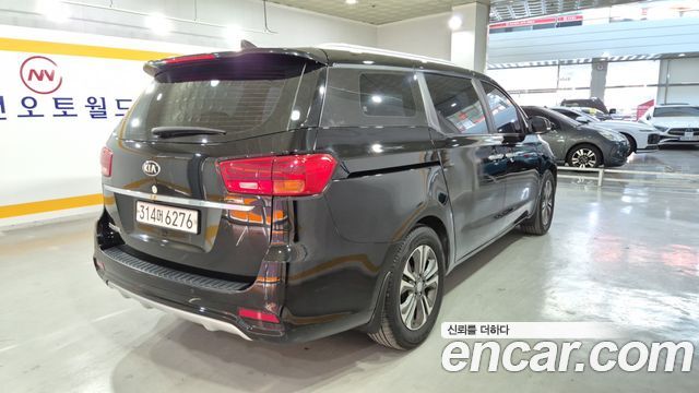 Kia Carnival из Кореи Encar