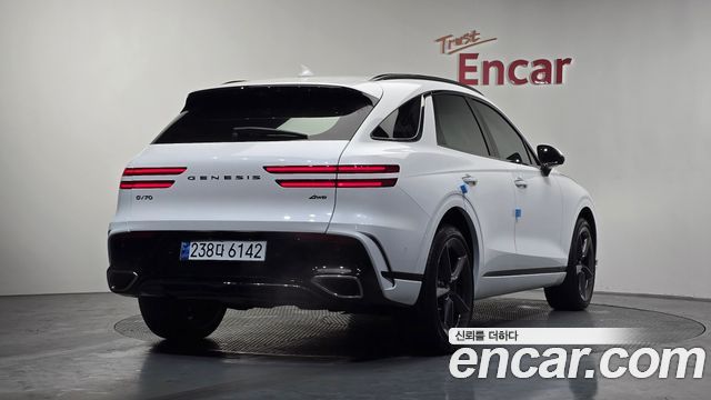 Genesis GV70 из Кореи Encar