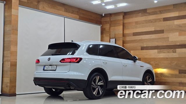 Volkswagen Touareg из Кореи Encar