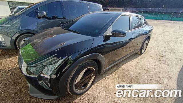 Kia EV4 из Кореи Encar