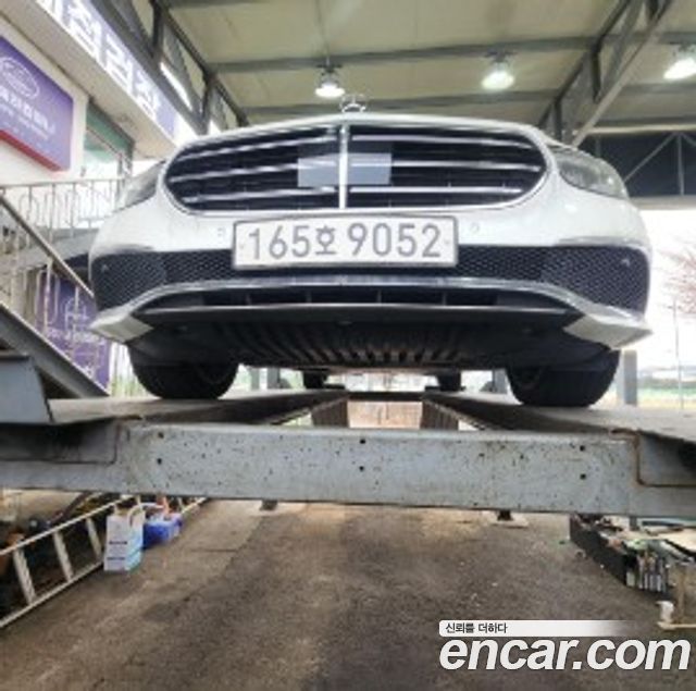 Mercedes-Benz E-Class из Кореи Encar