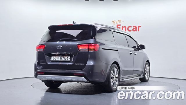 Kia Carnival из Кореи Encar