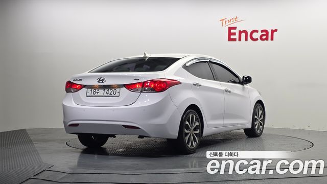 Hyundai AVANTE из Кореи Encar