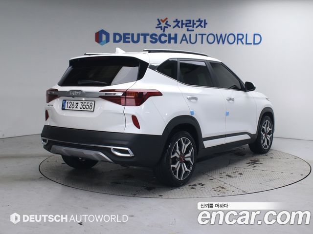Kia Seltos из Кореи Encar