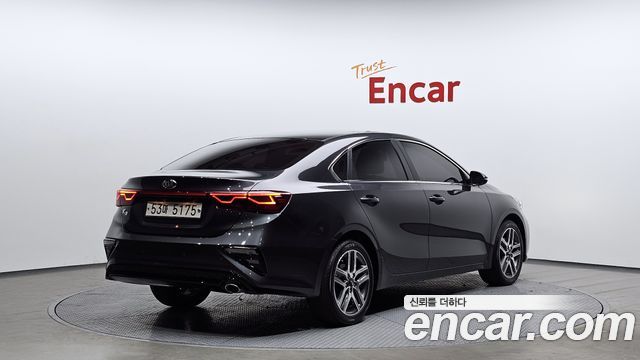 Kia K3 из Кореи Encar