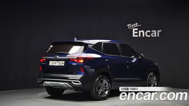 Kia Seltos из Кореи Encar