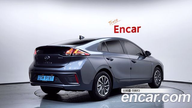 Hyundai Ioniq из Кореи Encar