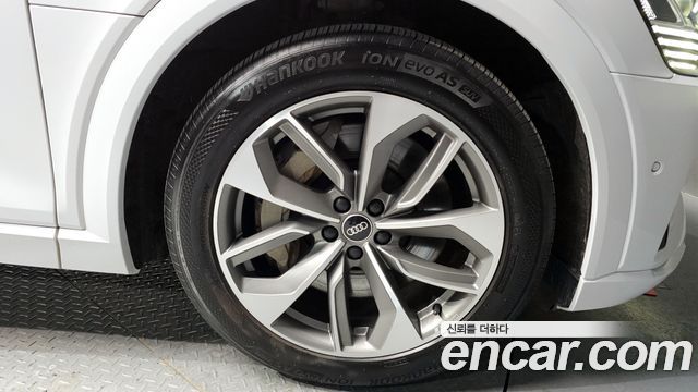 Audi e-tron из Кореи Encar