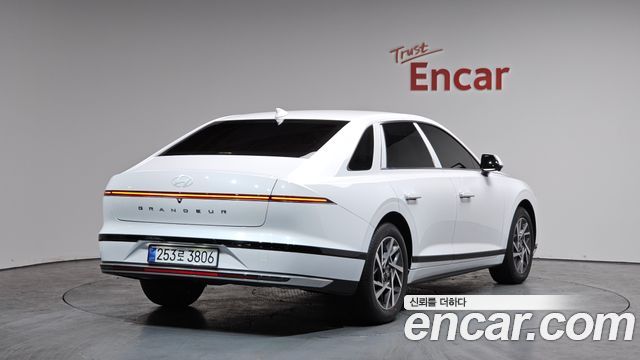 Hyundai Grandeur из Кореи Encar