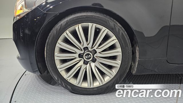 Kia K9 из Кореи Encar