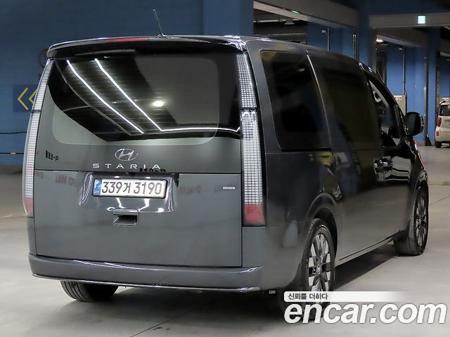 Hyundai Staria из Кореи Encar