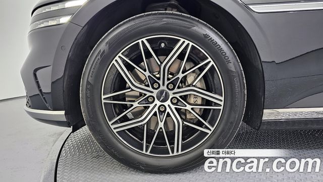Genesis G90 из Кореи Encar
