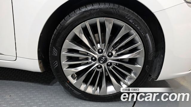 Kia K7 из Кореи Encar