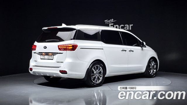 Kia Carnival из Кореи Encar