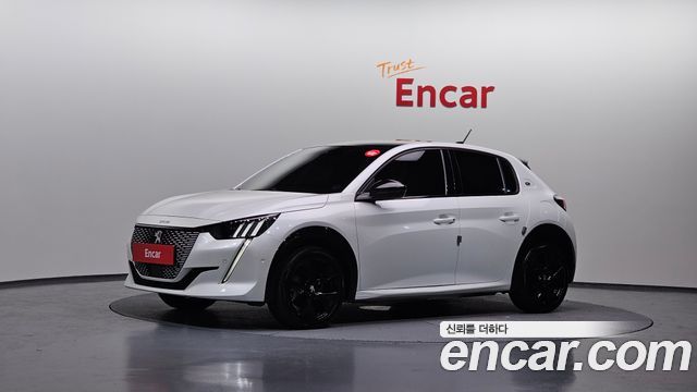 Peugeot 208 из Кореи Encar