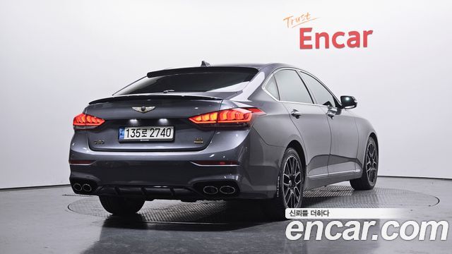 Hyundai Genesis из Кореи Encar