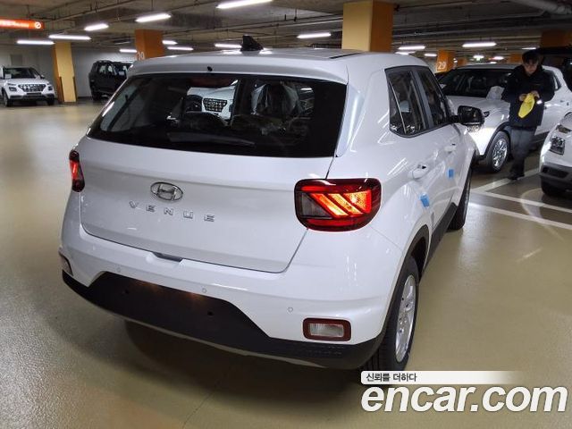 Hyundai Venue из Кореи Encar