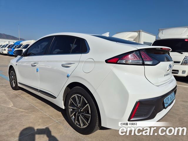 Hyundai Ioniq из Кореи Encar
