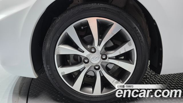 Hyundai Accent из Кореи Encar