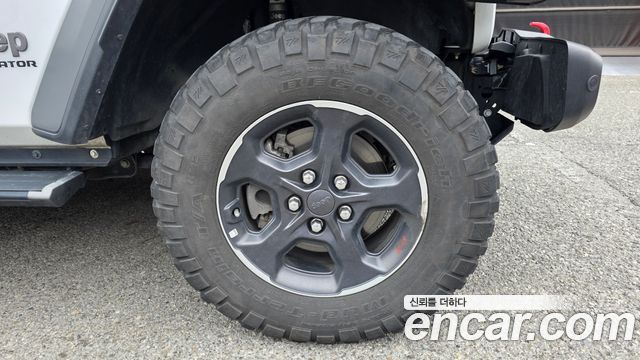 Jeep Gladiator 3.6 Rubicon — пробег 49 971 км
