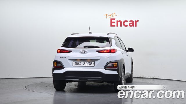 Hyundai Kona из Кореи Encar