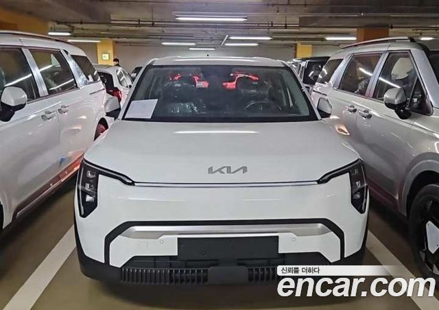 Kia EV3 из Кореи Encar