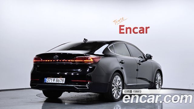 Kia K7 из Кореи Encar