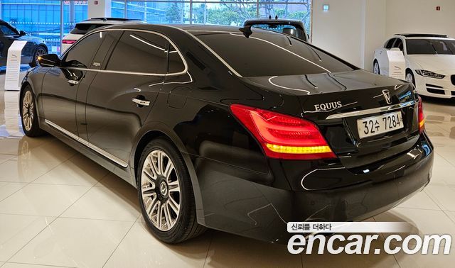 Hyundai Equus из Кореи Encar