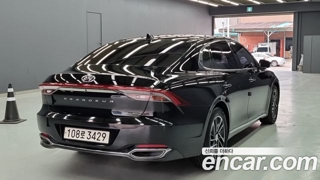 Hyundai Grandeur из Кореи Encar