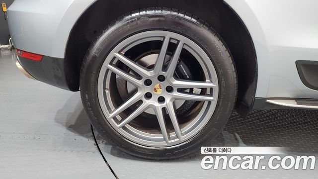 Porsche Macan из Кореи Encar