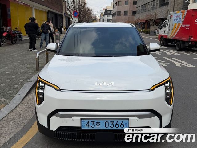 Kia EV3 из Кореи Encar