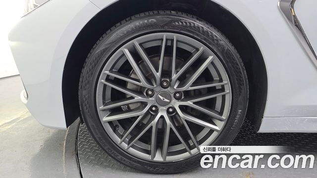 Genesis G70 из Кореи Encar