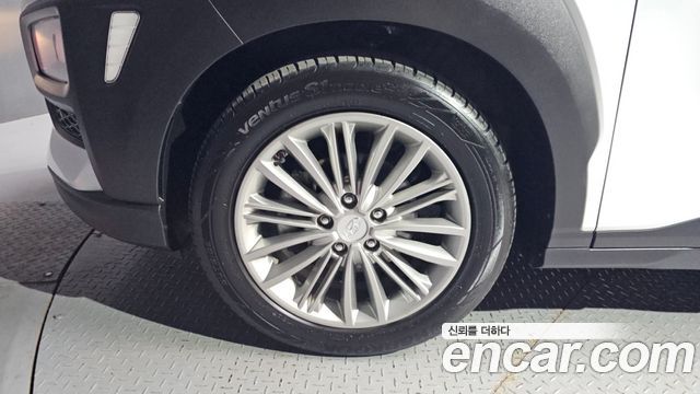 Hyundai Kona из Кореи Encar